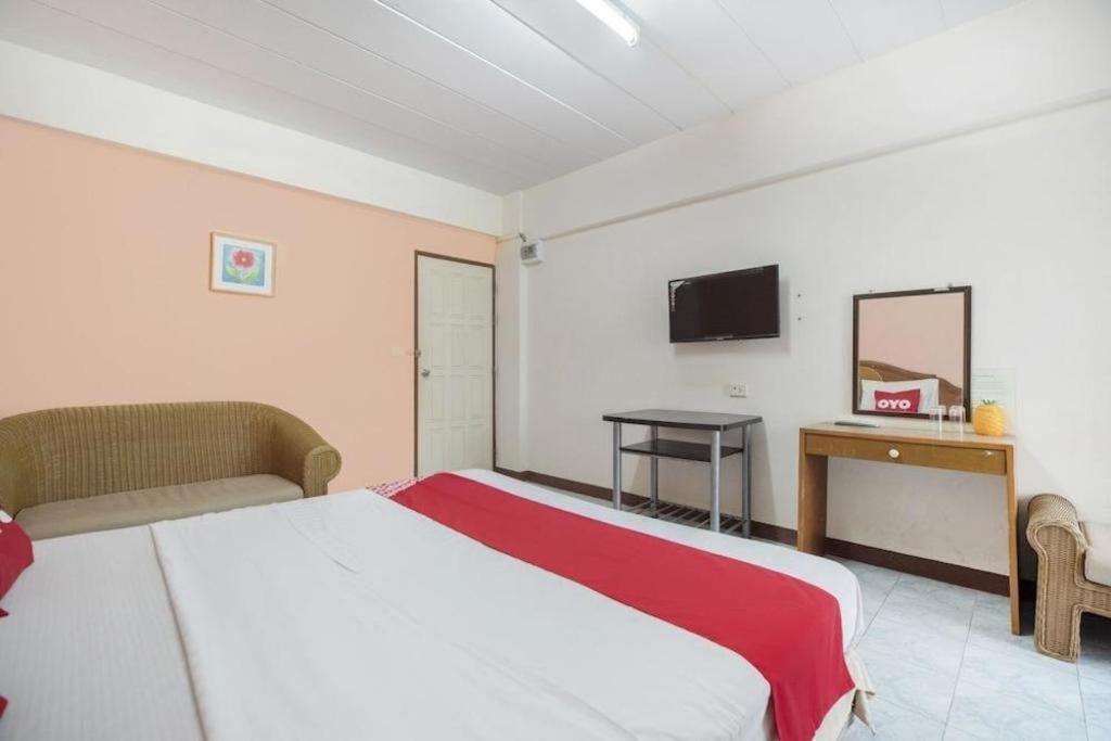 Oyo 519 B Min Airport Hotel Bangkok Luaran gambar