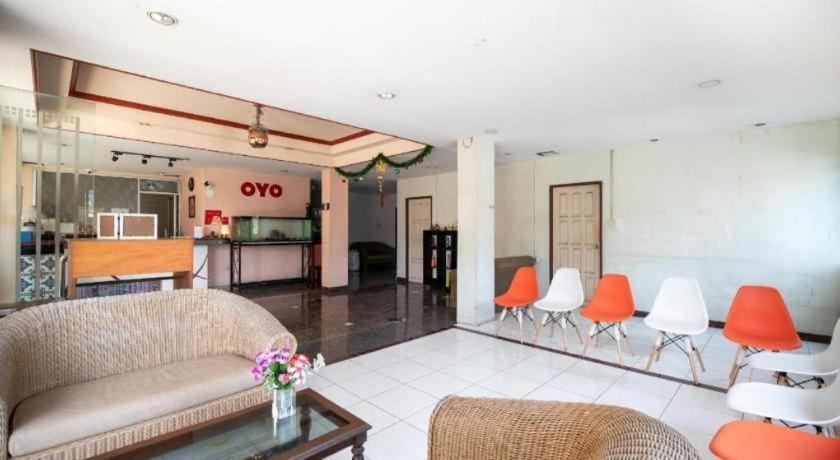 Oyo 519 B Min Airport Hotel Bangkok Luaran gambar