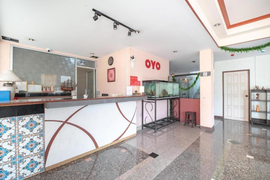 Oyo 519 B Min Airport Hotel Bangkok Luaran gambar
